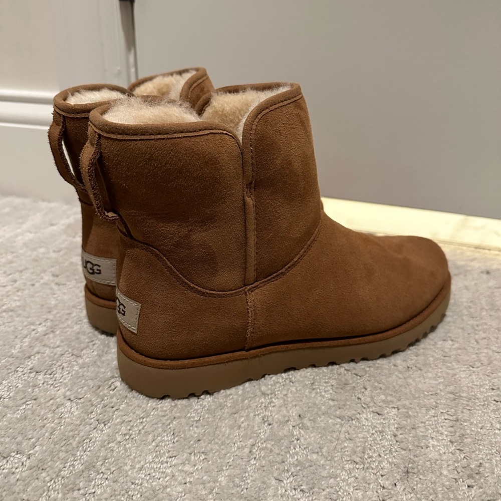 Ugg Minis!!! - image 5